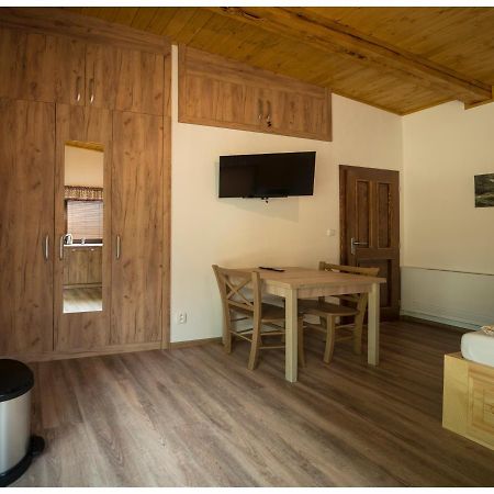 Pension U Lipy Bynovec Exterior photo