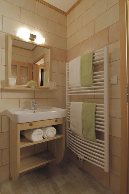 Pension U Lipy Bynovec Room photo