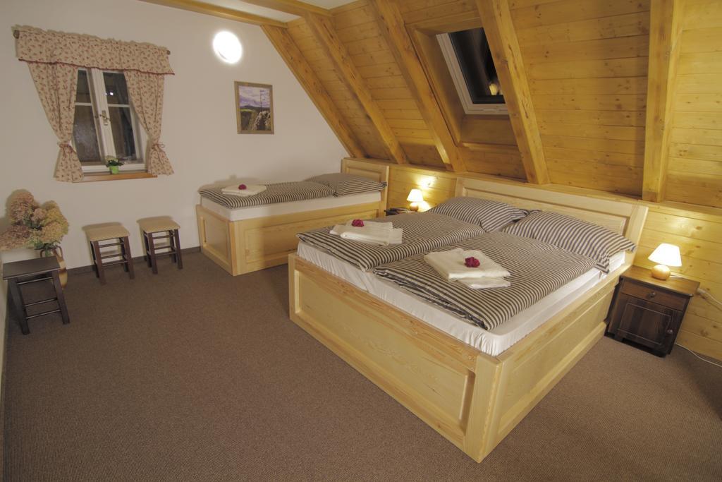 Pension U Lipy Bynovec Room photo